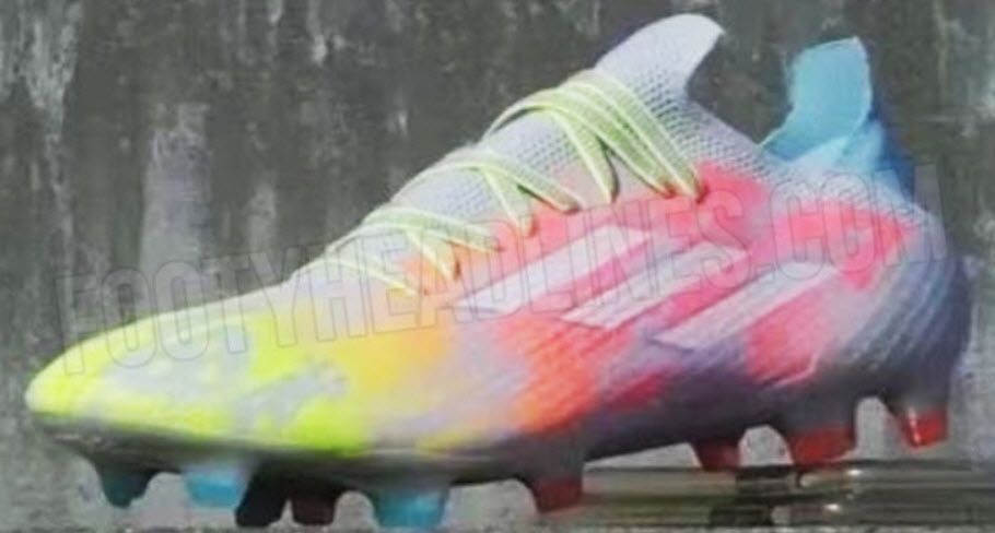 giày đá bóng Adidas NumbersUp