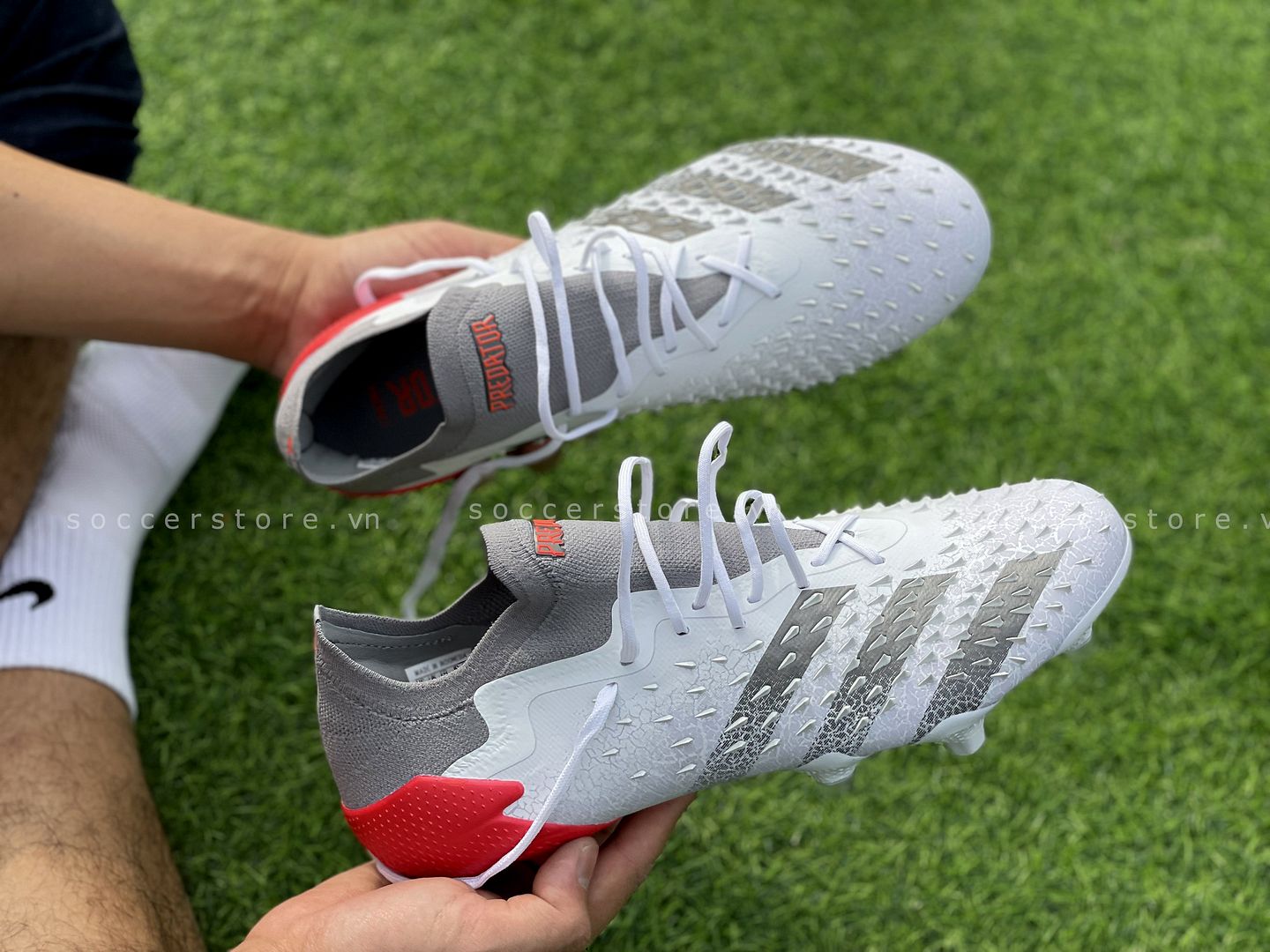 Giày Adidas Predator Freak .1 L FG White Spark FY6263