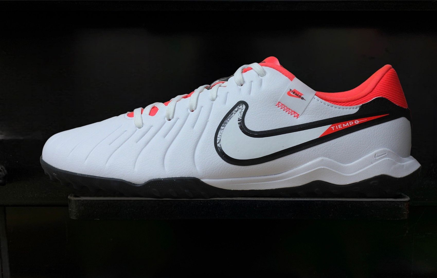 Nike Tiempo Legend 10 Academy TF Ready pack màu trắng đỏ DV4342-100
