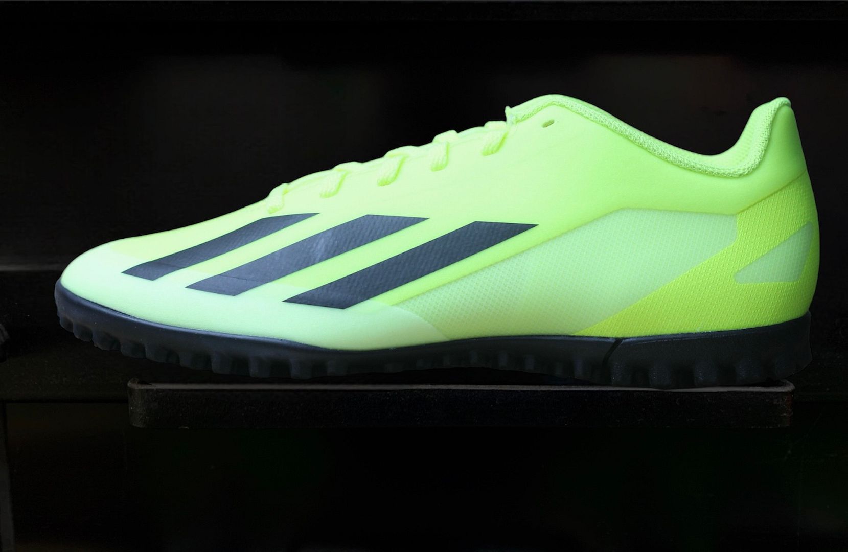 Adidas X Crazyfast Club TF- Solar Energy pack màu xanh chuối IF0723