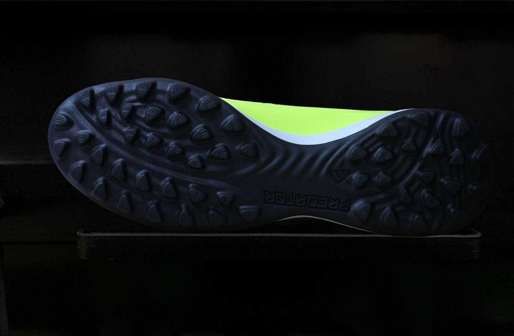 Adidas Predator League L TF Energy Citrus pack - màu xanh chuối IE2612