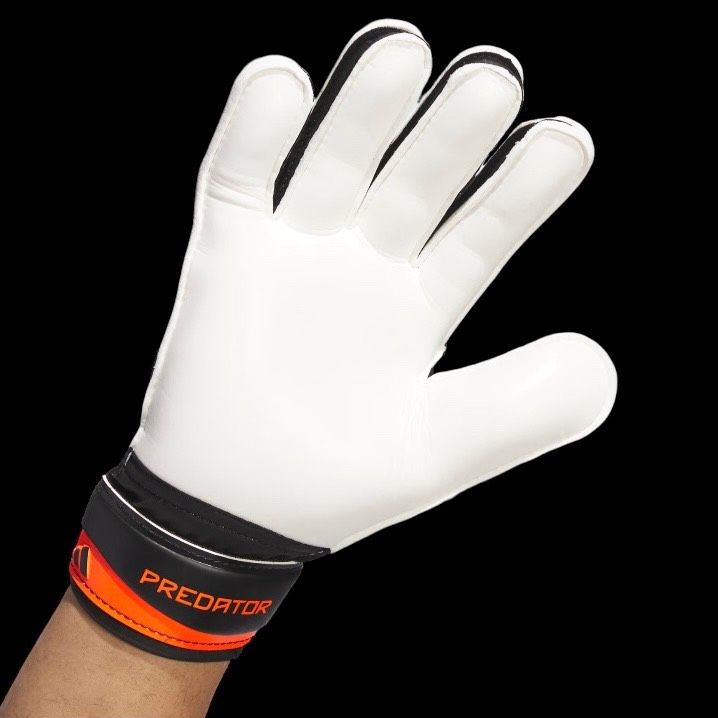 Adidas Predator Training màu vàng chuối GK Gloves IQ4026