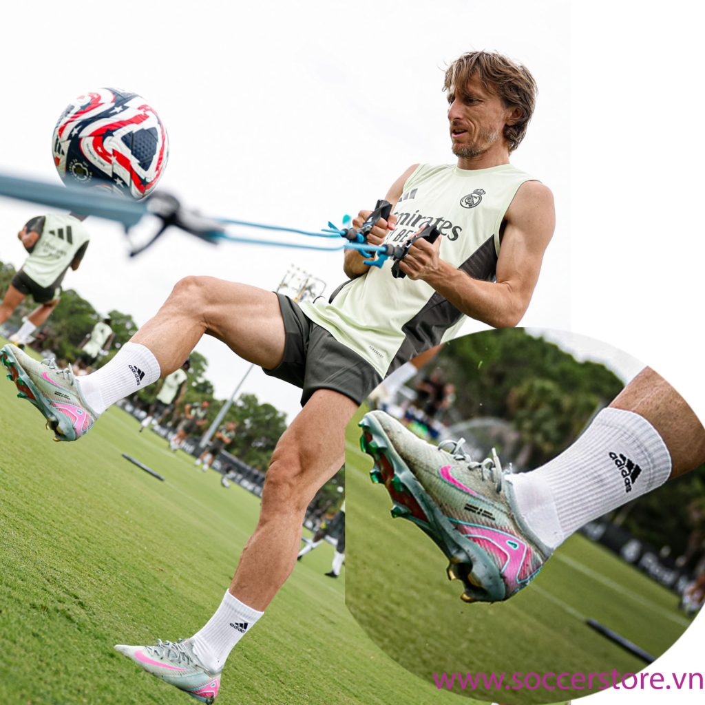 Giày đá bóng của Luka Modric