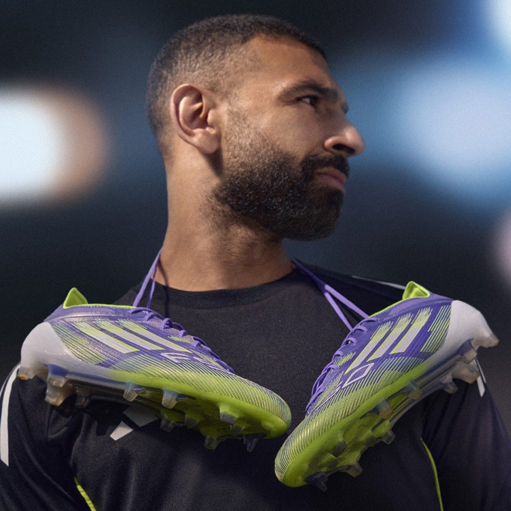 Mohamed Salah cũng là cầu thủ tiêu biểu mang Adidas F50 Elite Radiant Blaze Pack