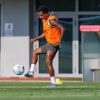 rodrygo chuyen qua dung Adidas F50