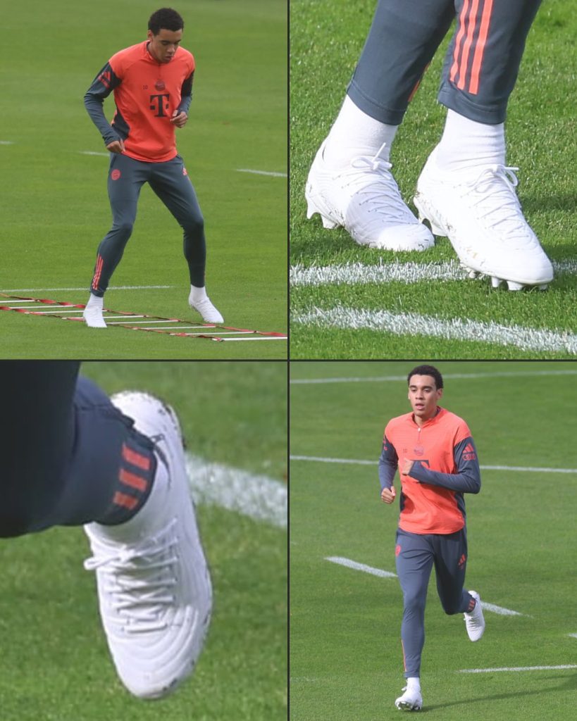 Musiala sử đụng dôi giày Nike Tiempo Maestro 2026 mới trong buổi tập