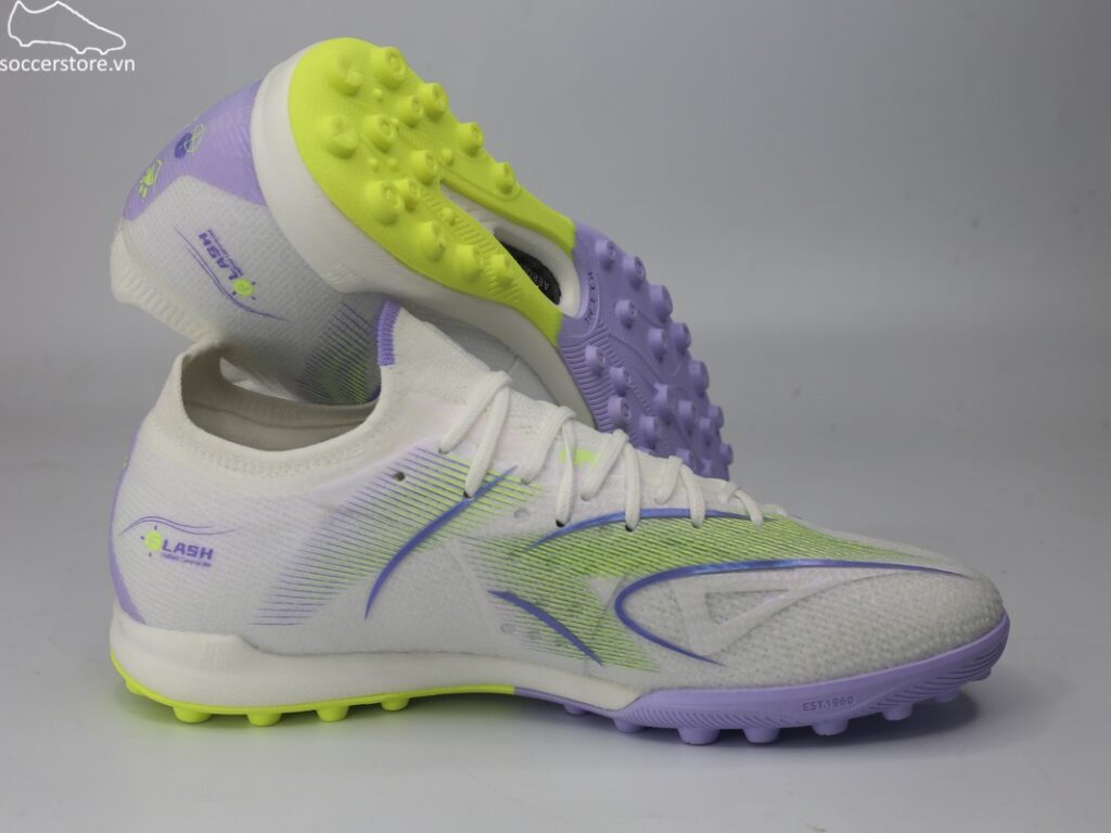 Kelme Flash 6.0.4 TF màu trắng / tím 8621ZX1406-118