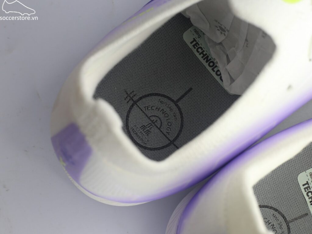 Kelme Flash 6.0.4 TF màu trắng / tím 8621ZX1406-118