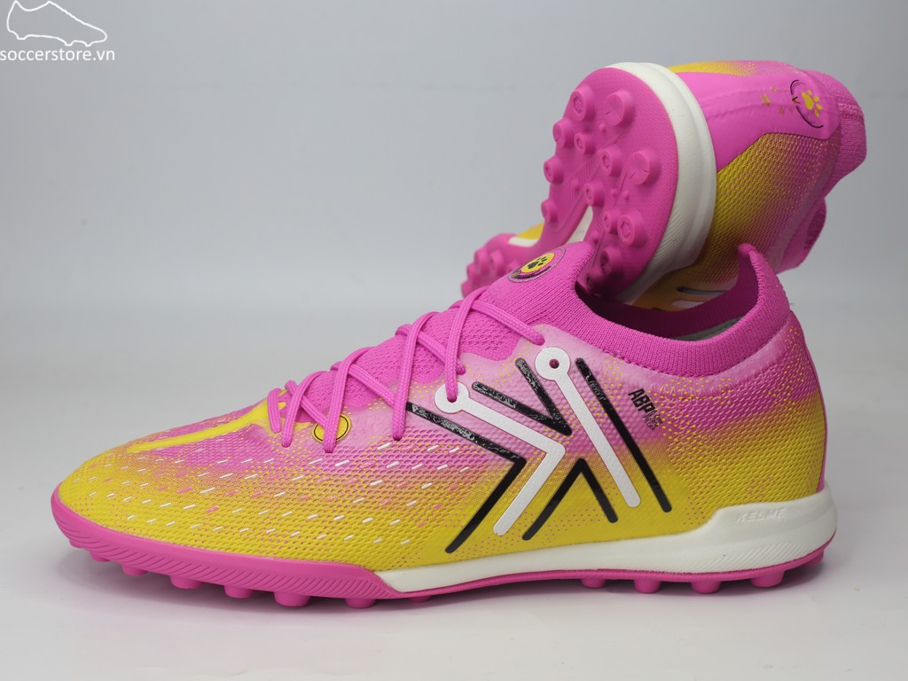 Kelme Flash 5.0 TF hồng phấn 9521ZX1324-619