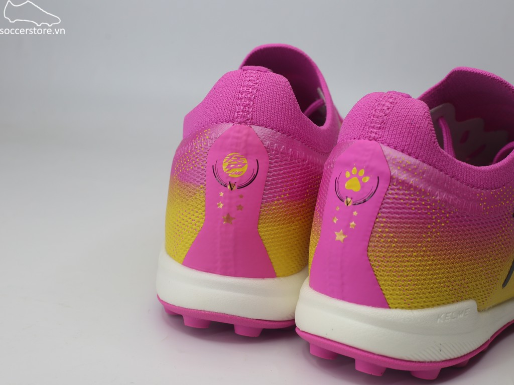 Kelme Flash 5.0 TF hồng phấn 9521ZX1324-619