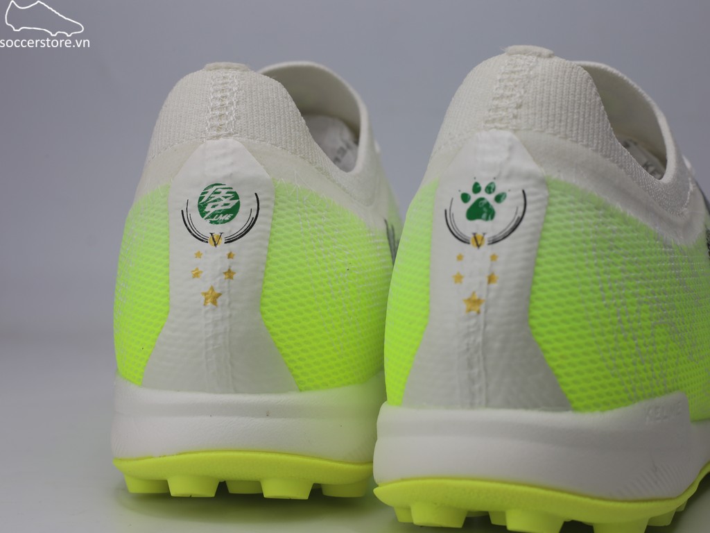 Kelme Flash 5.0 TF màu trắng / green 9521ZX1324-105