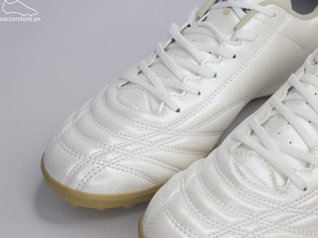 Kelme K-fighting 2.0.3 TF màu trắng/ vàng đồng 8621ZX1474-123