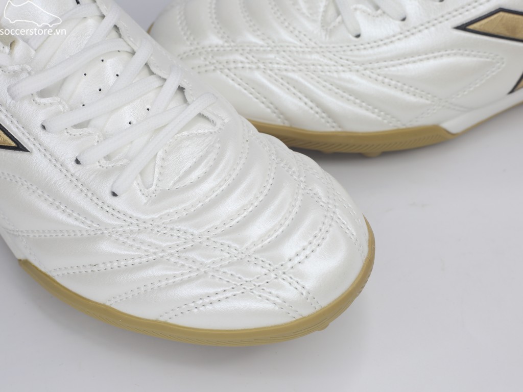 Kelme K-fighting 2.0.3 TF màu trắng/ vàng đồng 8621ZX1474-123