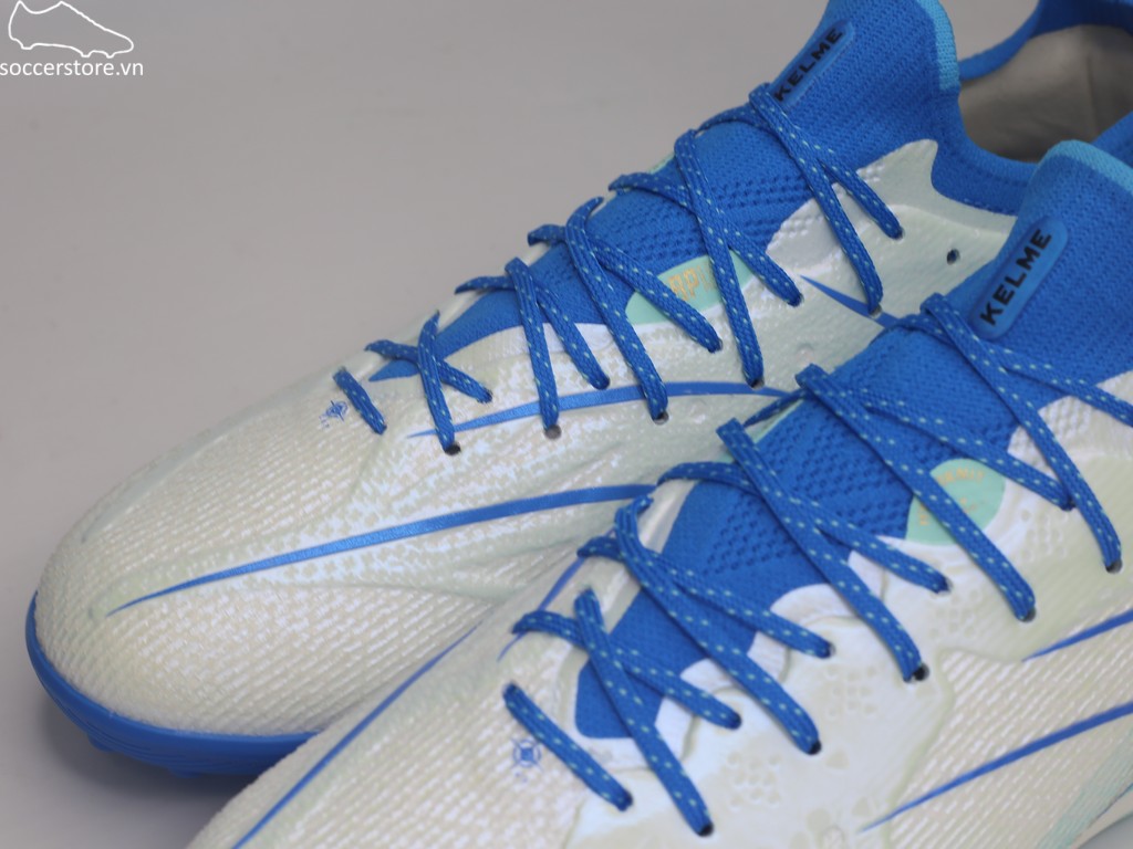 Kelme Flash 6.0.4 TF màu trắng/ blue 8621ZX1406-162