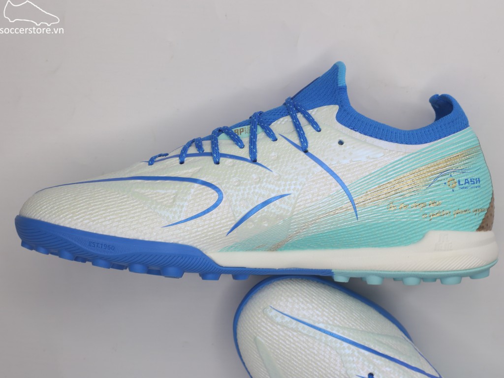 Kelme Flash 6.0.4 TF màu trắng/ blue 8621ZX1406-162