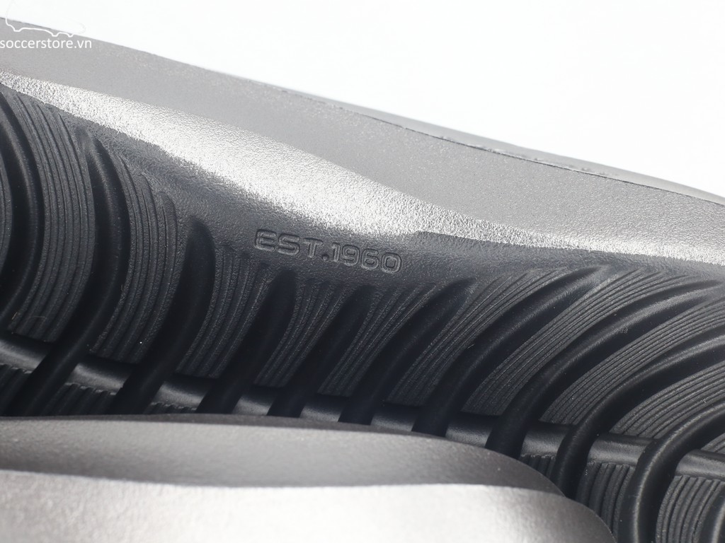 Dép Kelme màu xám bạc 8527LT5339-253