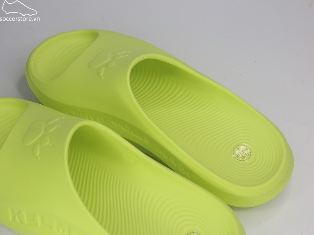 Dép Kelme màu xanh neon 8527LT5339-904