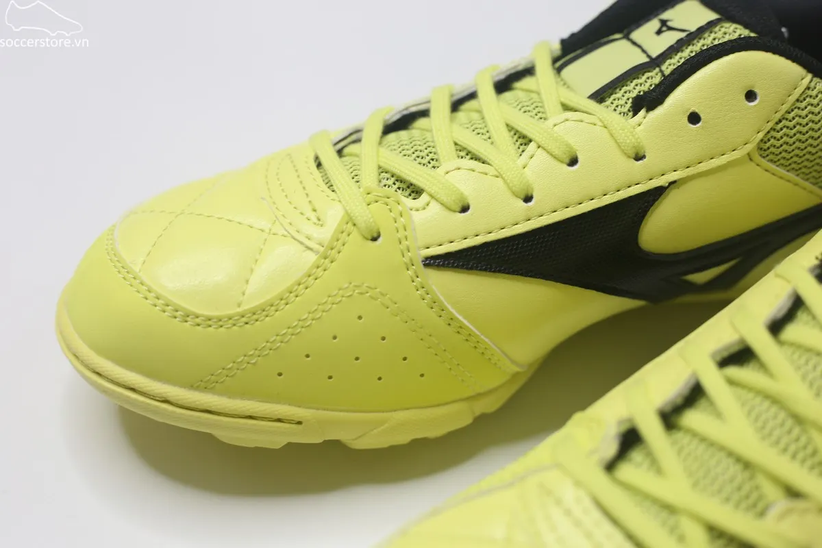 Mizuno Morelia Sala Club TF màu vàng đen Q1GB241604