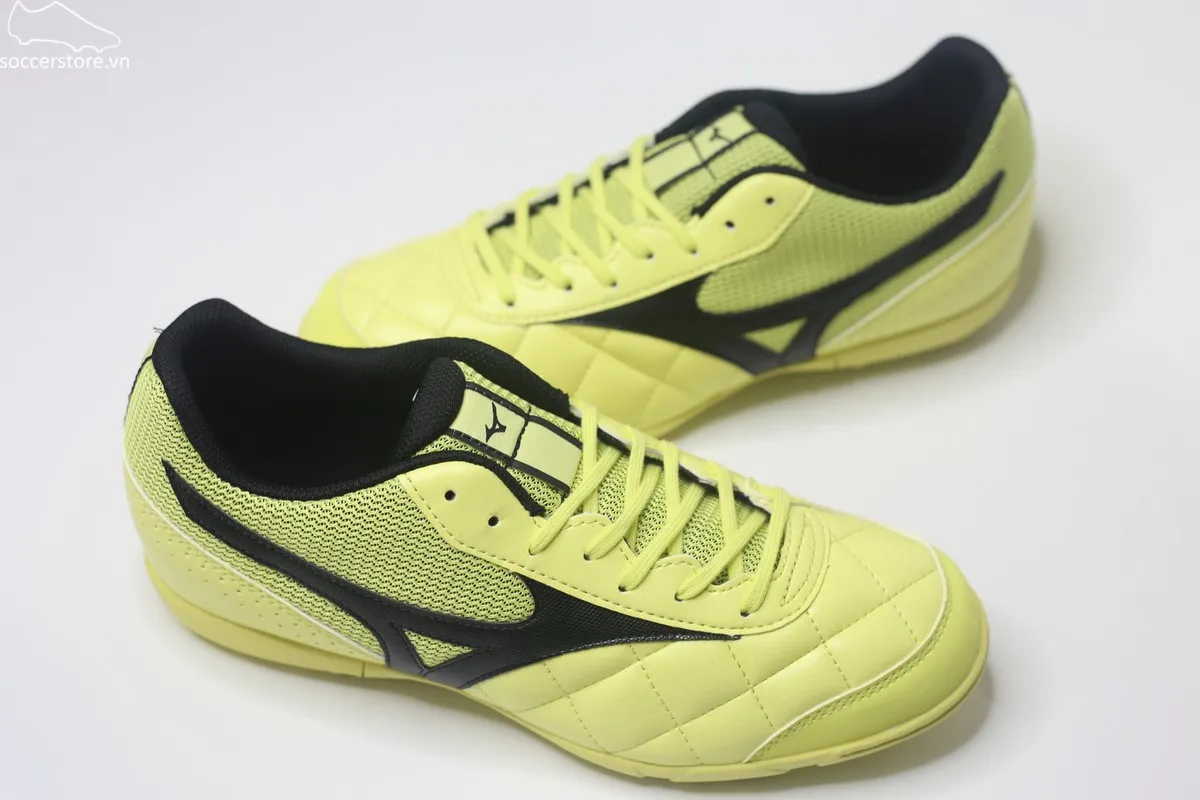 Mizuno Morelia Sala Club TF màu vàng đen Q1GB241604