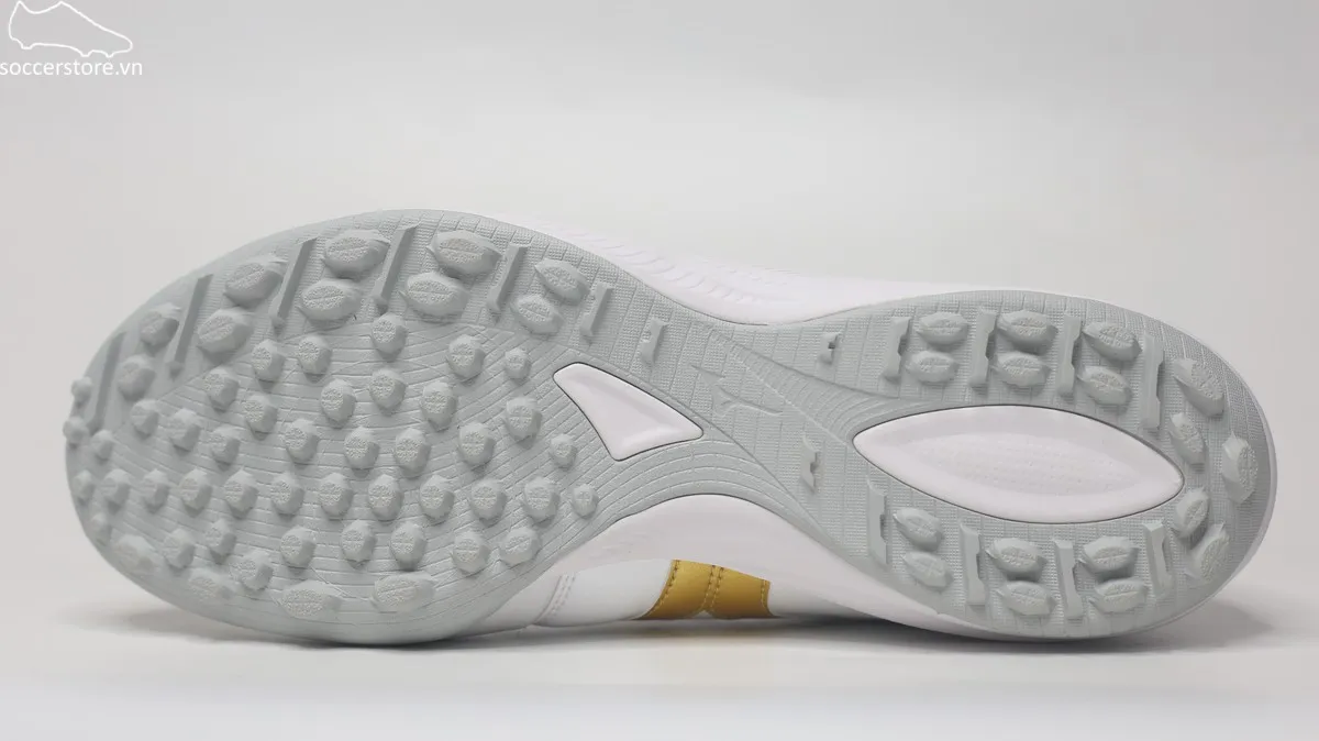 Mizuno Morelia Sala Japan TF trắng gold Made In Japan Q1GB260250
