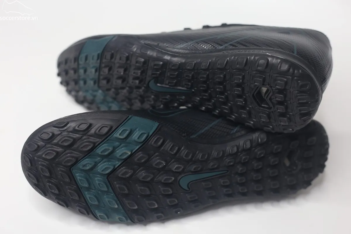Nike Mercurial Vapor 16 Academy TF gấu đen FQ8449-002