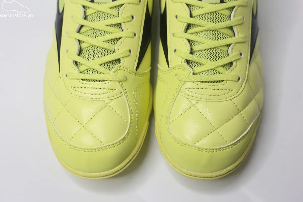 Mizuno Morelia Sala Club TF màu vàng đen Q1GB241604