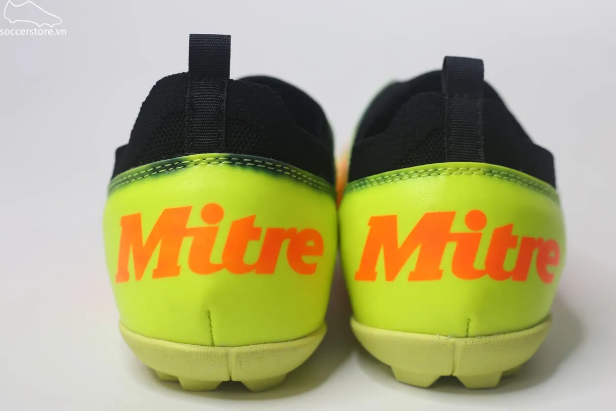 Giày bóng đá trẻ em Mitre Văn Lang màu xanh chuối