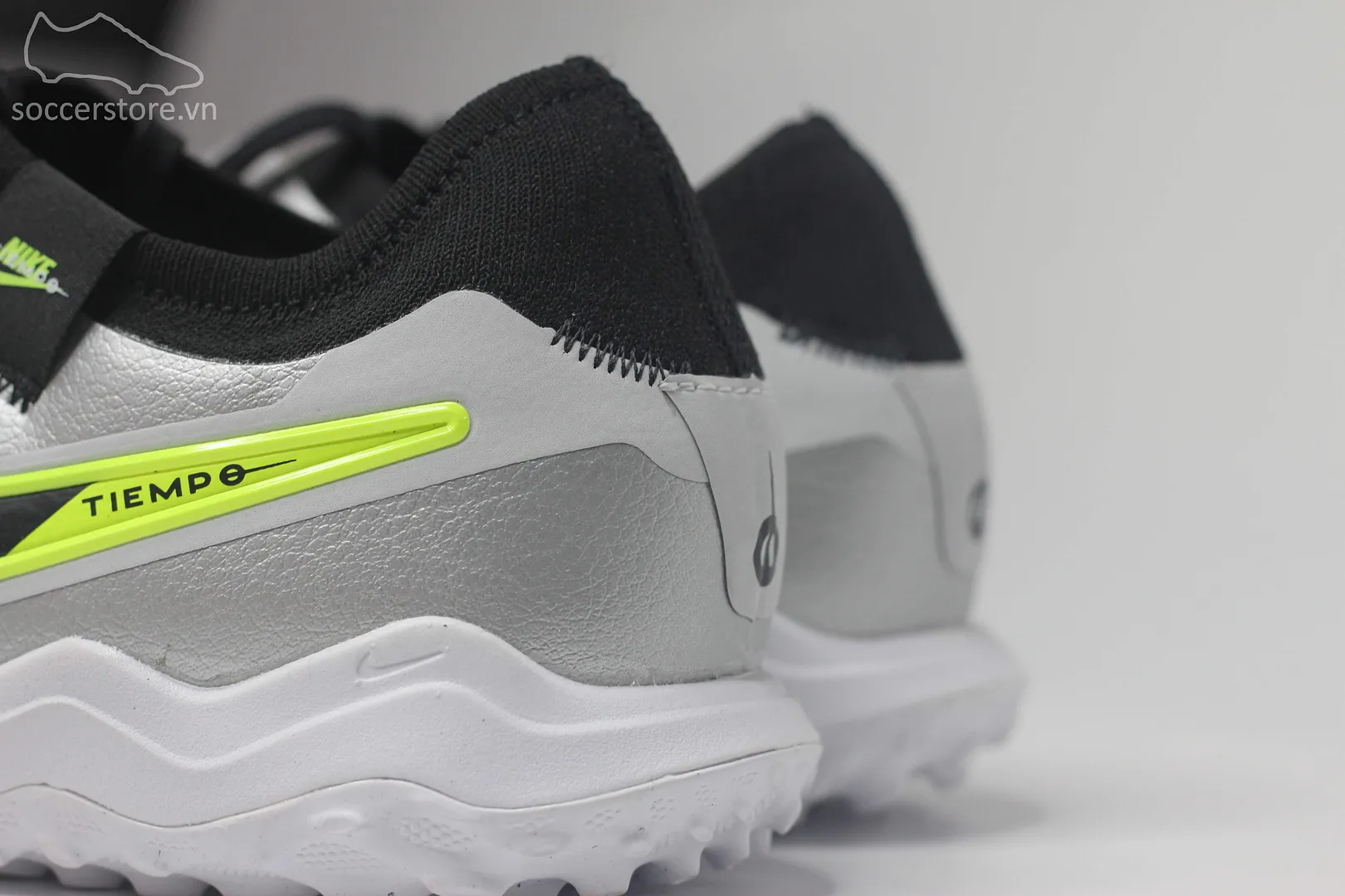 Nike Tiempo Legend 10 Pro TF Déjà Vu pack màu bạc DV4336-001