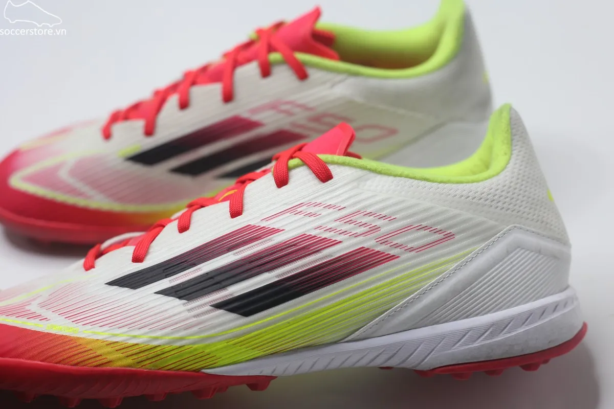 F50 League TF màu trắng đỏ IE1231, 70% khá bẩn