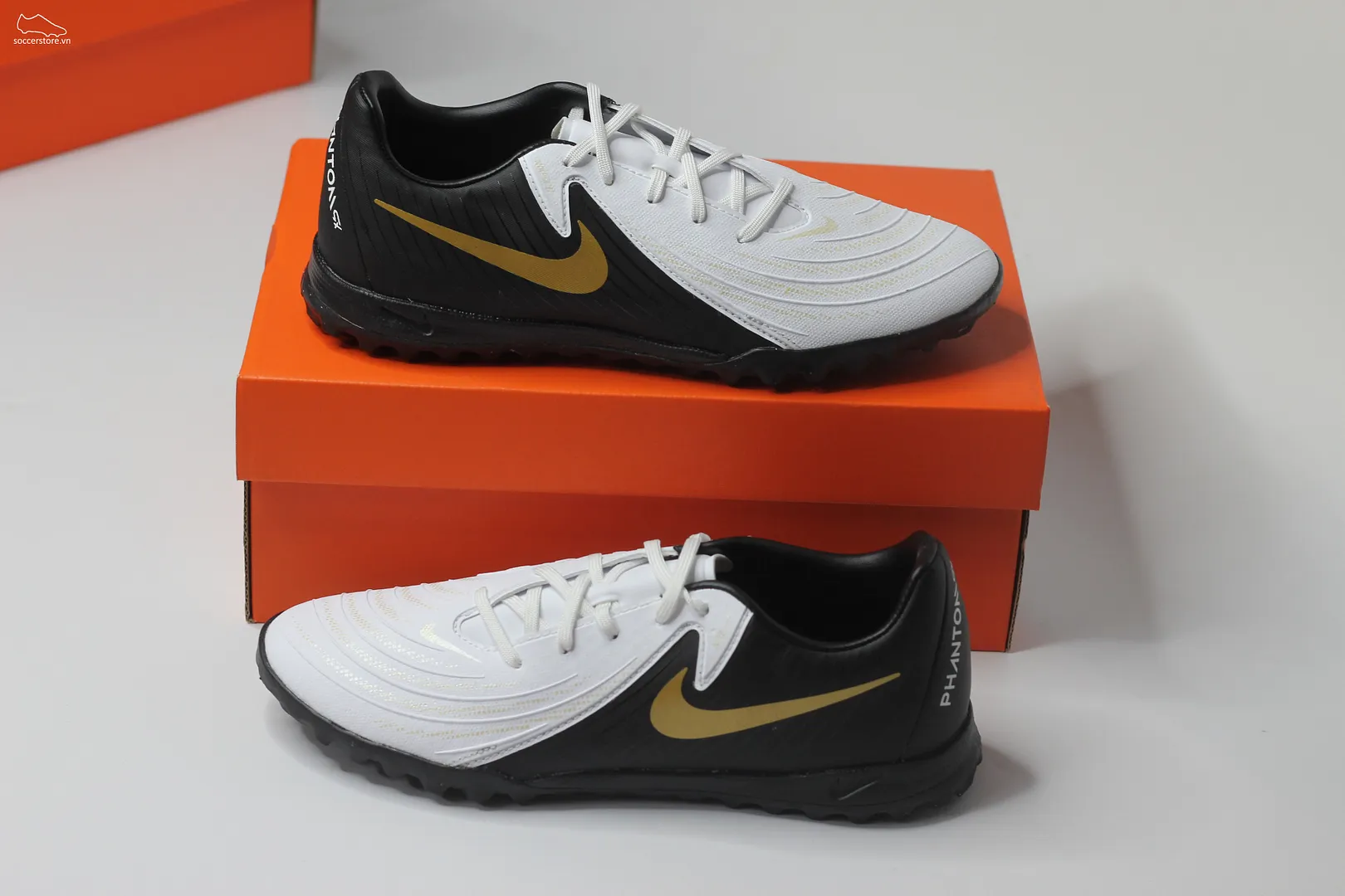 Nike Phantom GX II Academy TF Mad Ready pack màu trắng đen FJ2577-100