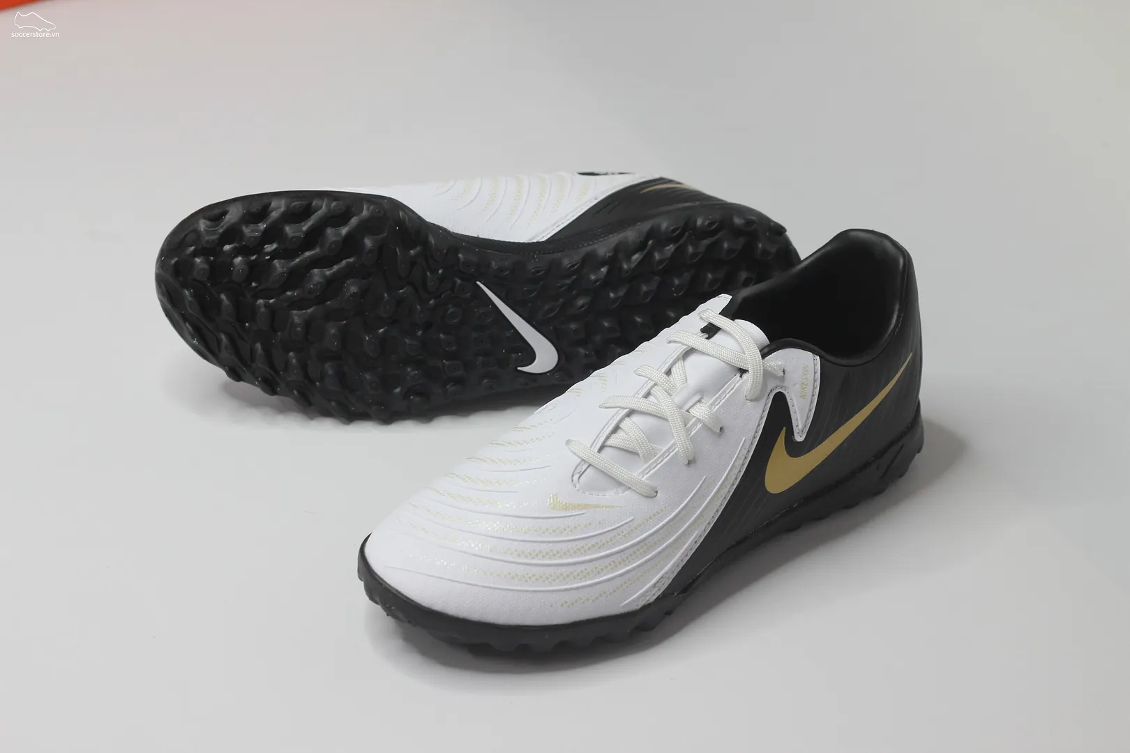 Nike Phantom GX II Academy TF Mad Ready pack màu trắng đen FJ2577-100