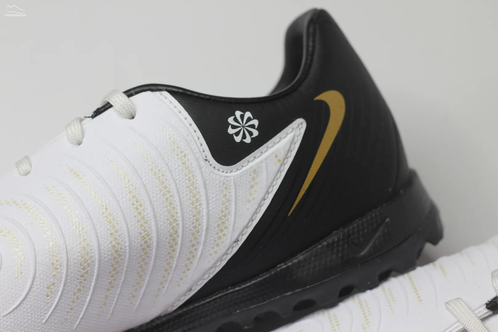 Nike Phantom GX II Academy TF Mad Ready pack màu trắng đen FJ2577-100