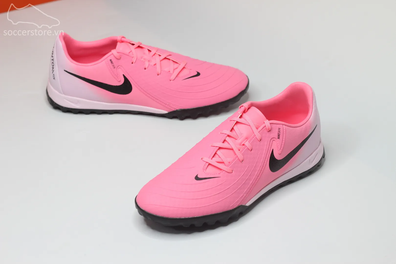 Nike Phantom GX 2 Academy TF Mad Brilliance màu hồng phấn FJ2577-600