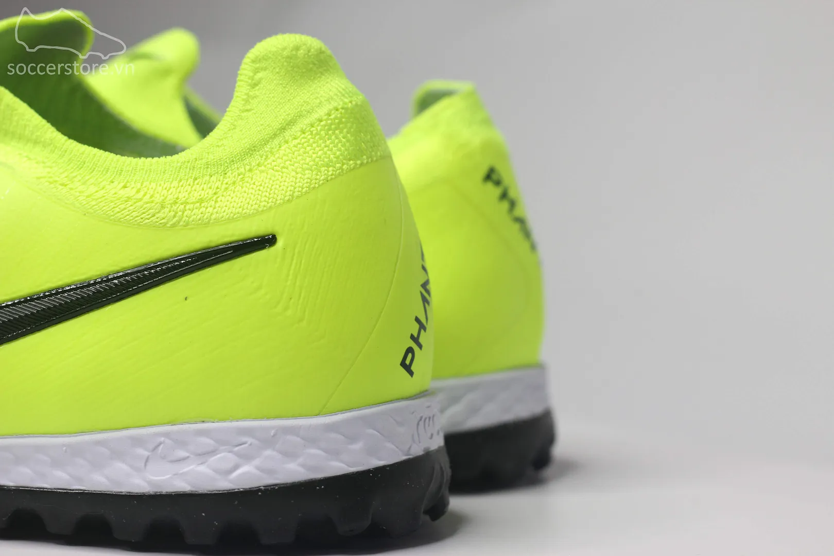 Nike Phantom GX 2 Pro TF Mad Voltage pack màu vàng chuối bạc FJ2583-003
