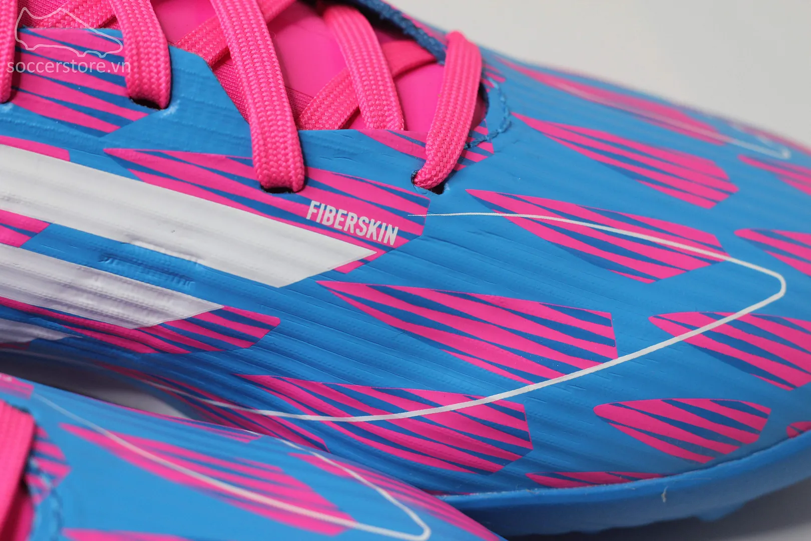 Adidas F50 League TF Reemergence pack màu hồng trắng IF1336