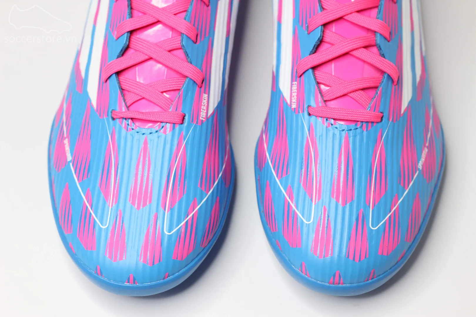 Adidas F50 League TF Reemergence pack màu hồng trắng IF1336