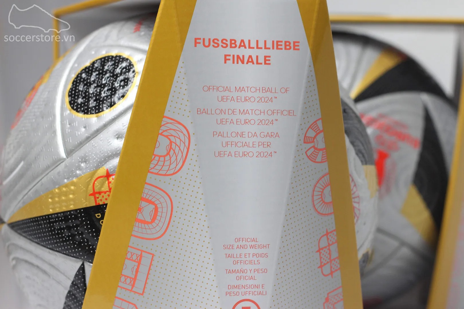 Bóng Adidas Fussballliebe Final Pro FIFA Quality Pro màu bạc IS7436