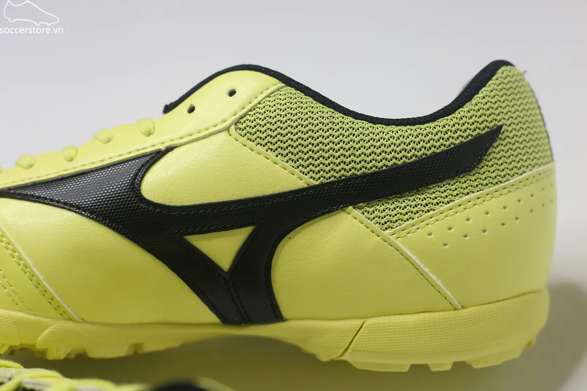 Mizuno Morelia Sala Club TF màu vàng đen Q1GB241604