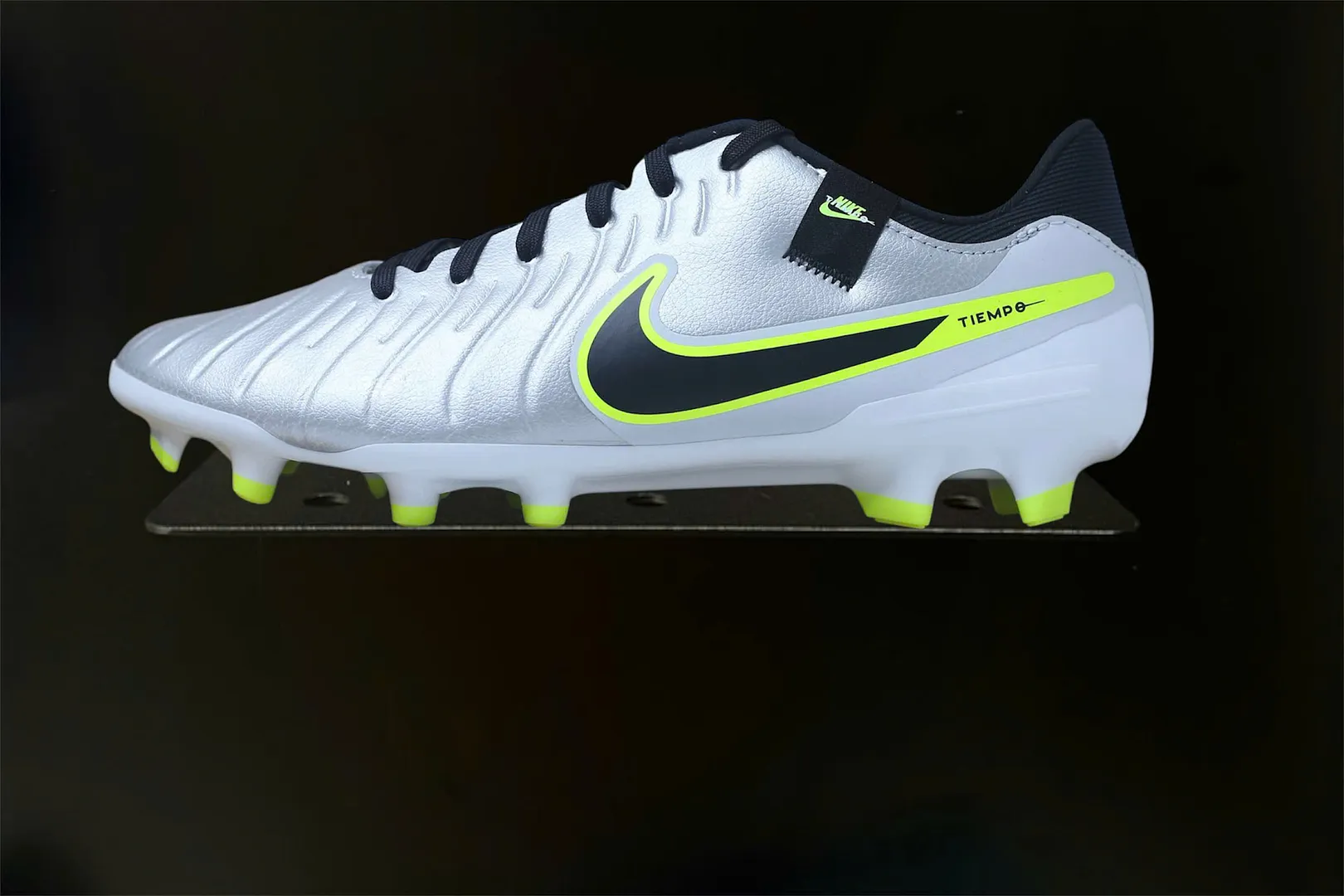 Nike Tiempo Legend 10 Academy MG/FG màu đen DV4337-001