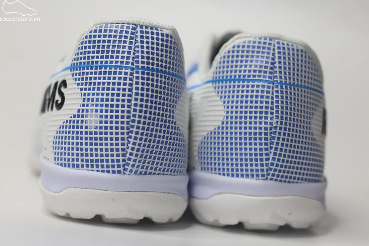NMS Maestri 1.0 TF- White/ SIlver/ Blue MAE 1100