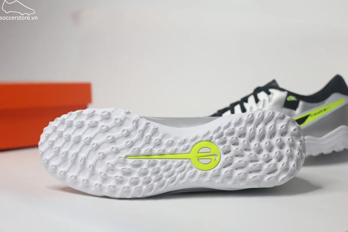 Nike Tiempo Legend 10 Academy TF Mad Voltage pack màu bạc DV4342-001