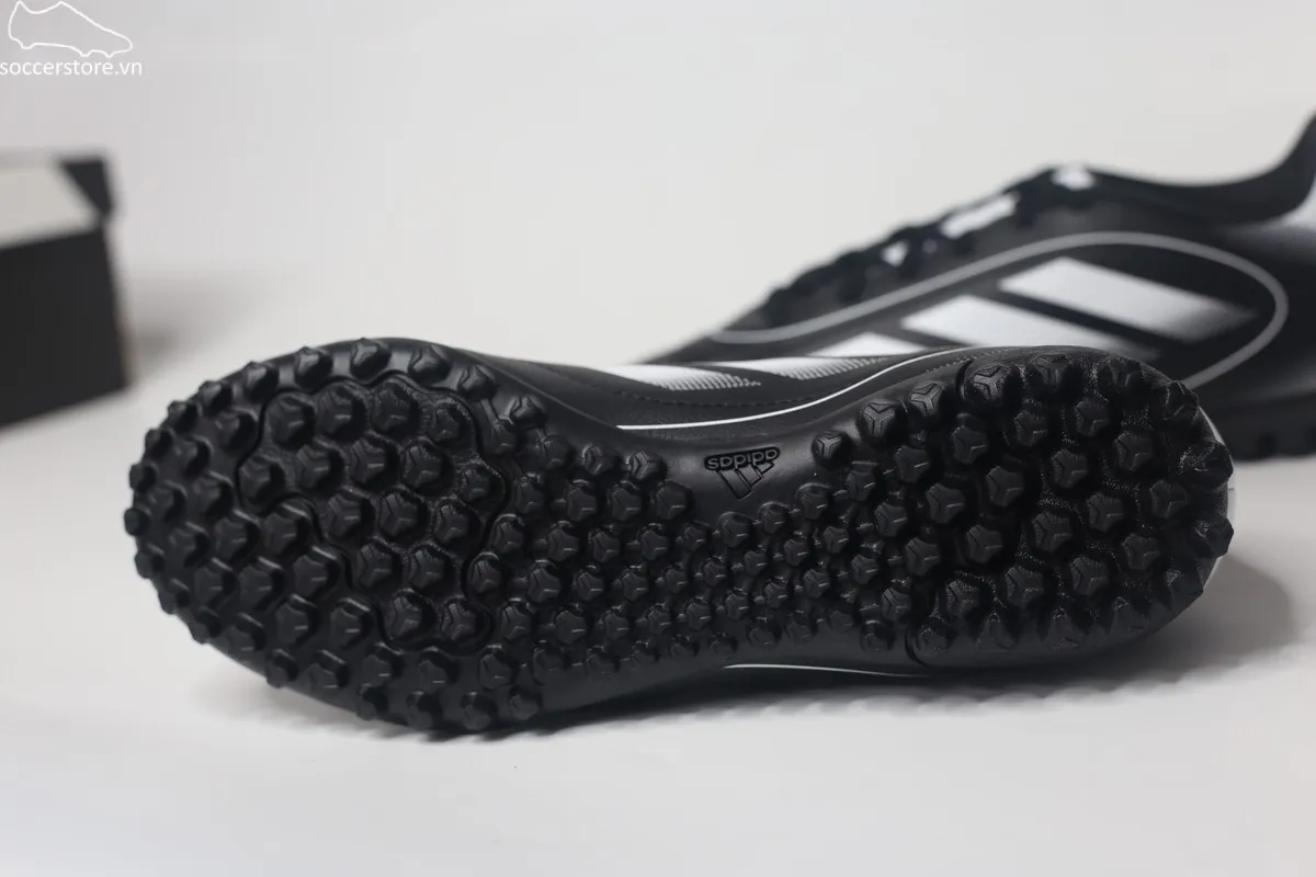 Giày bóng đá Adidas Goletto 9 màu đen trắng IH0083