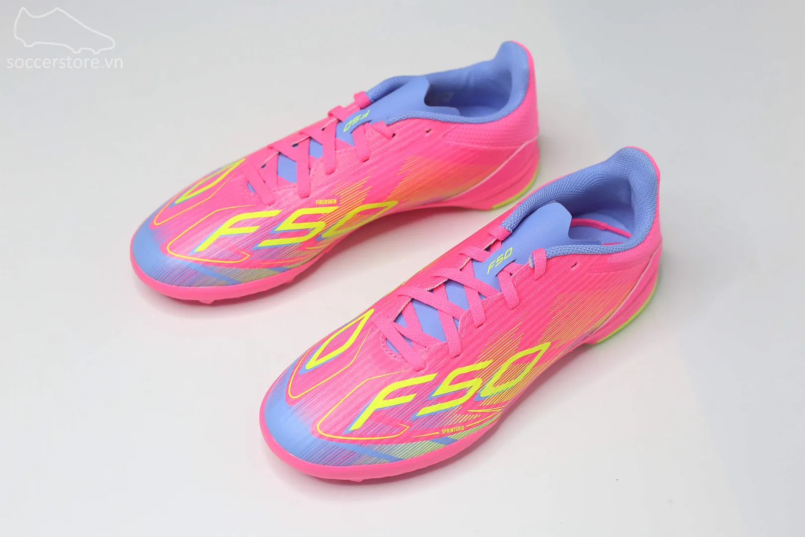 Giày bóng đá trẻ em Adidas F50 League TF J Kids màu hồng xanh IE3755 