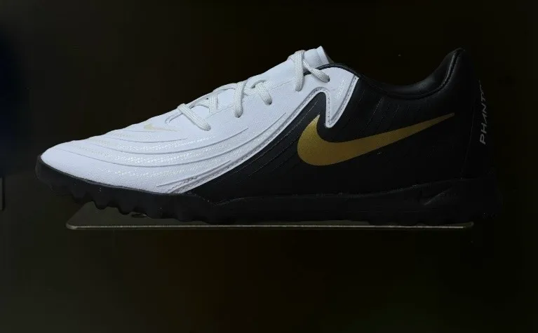 Nike Phantom GX II Academy TF Mad Ready pack màu trắng đen FJ2577-100