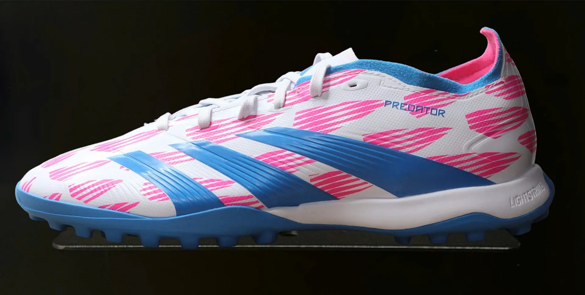 Adidas Predator League TF Reemergence pack màu trắng hồng IF6379