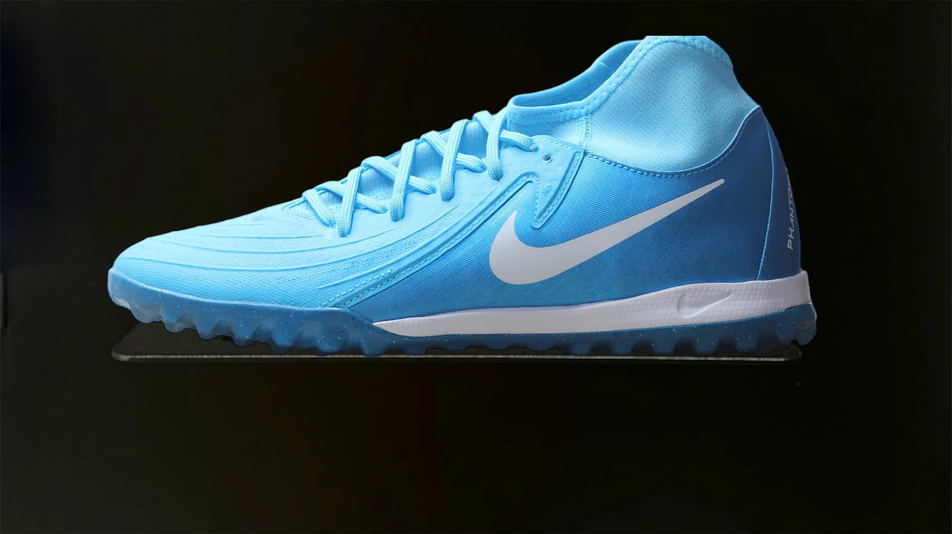 Nike Phantom Luna 2 Academy TF Mad Ambition pack màu xanh băng FJ2566-400