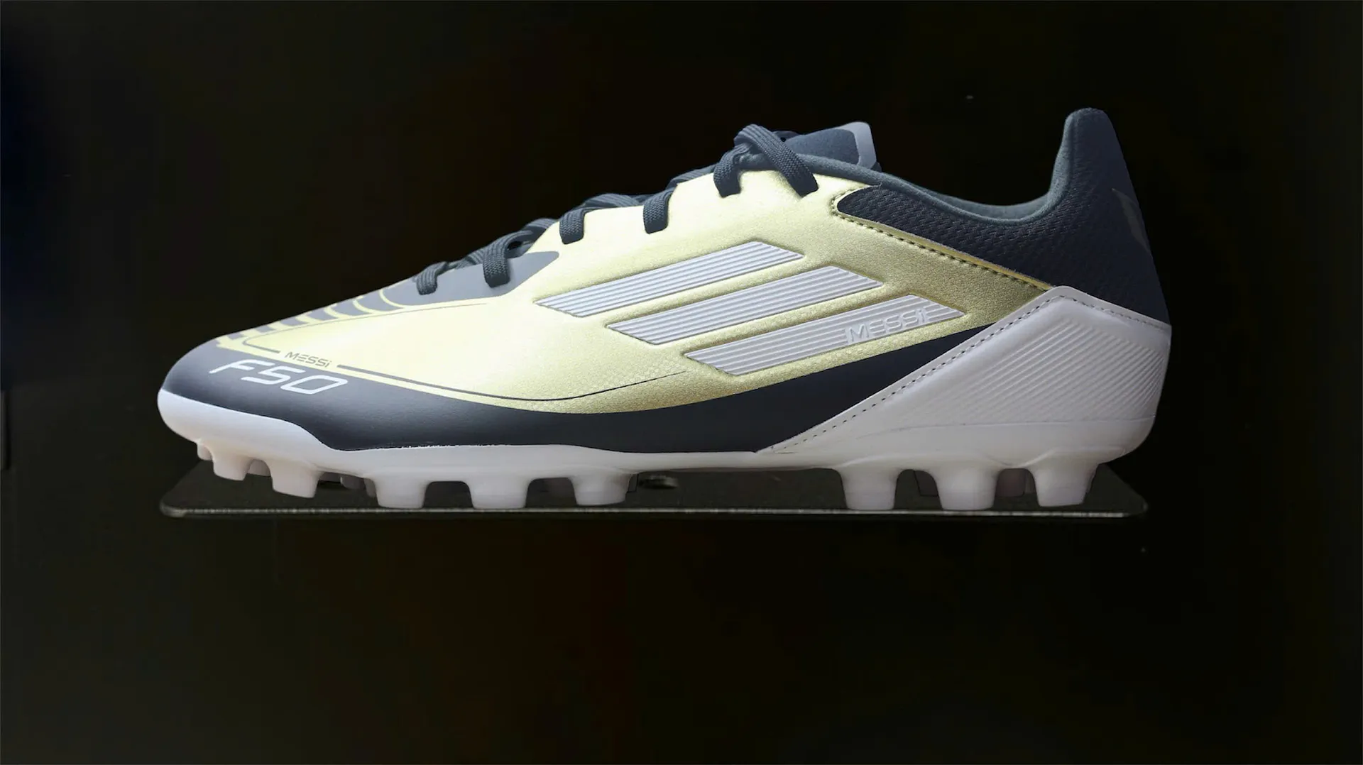 Adidas F50 League AG 2G/3G Messi 'Triunfo Dorado' màu vàng đồng JH9627